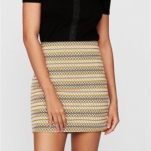 Express Geometric Knit Mini Skirt in Black/Yellow, Size S